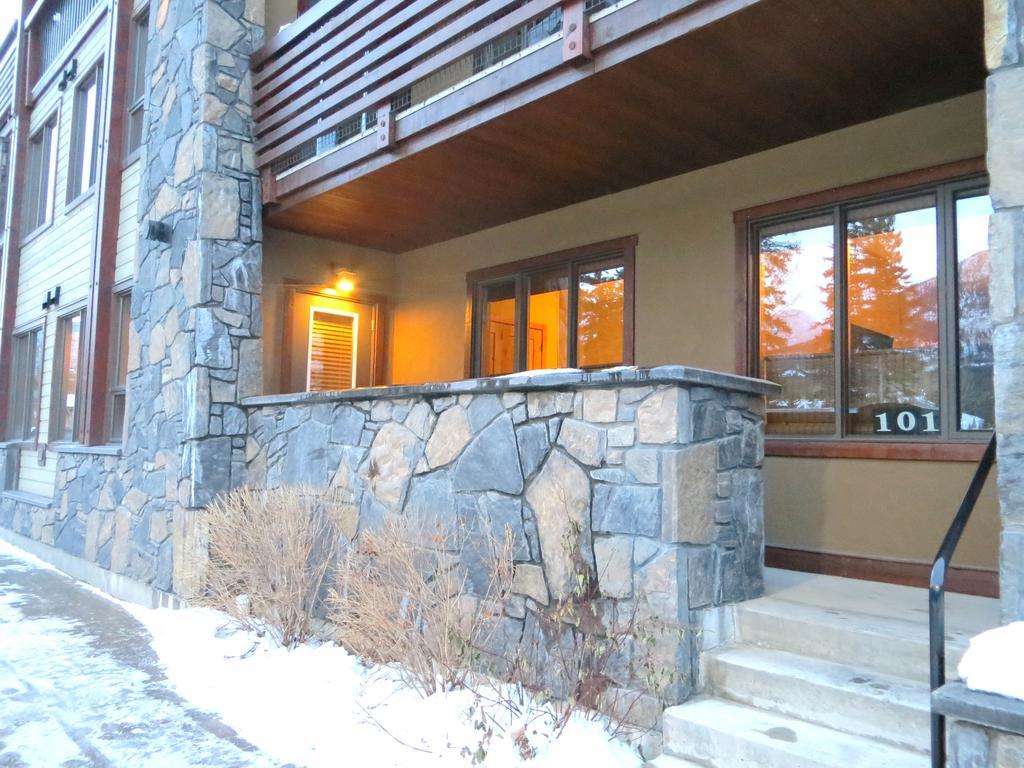 Luxury Canmore Vacations מראה חיצוני תמונה